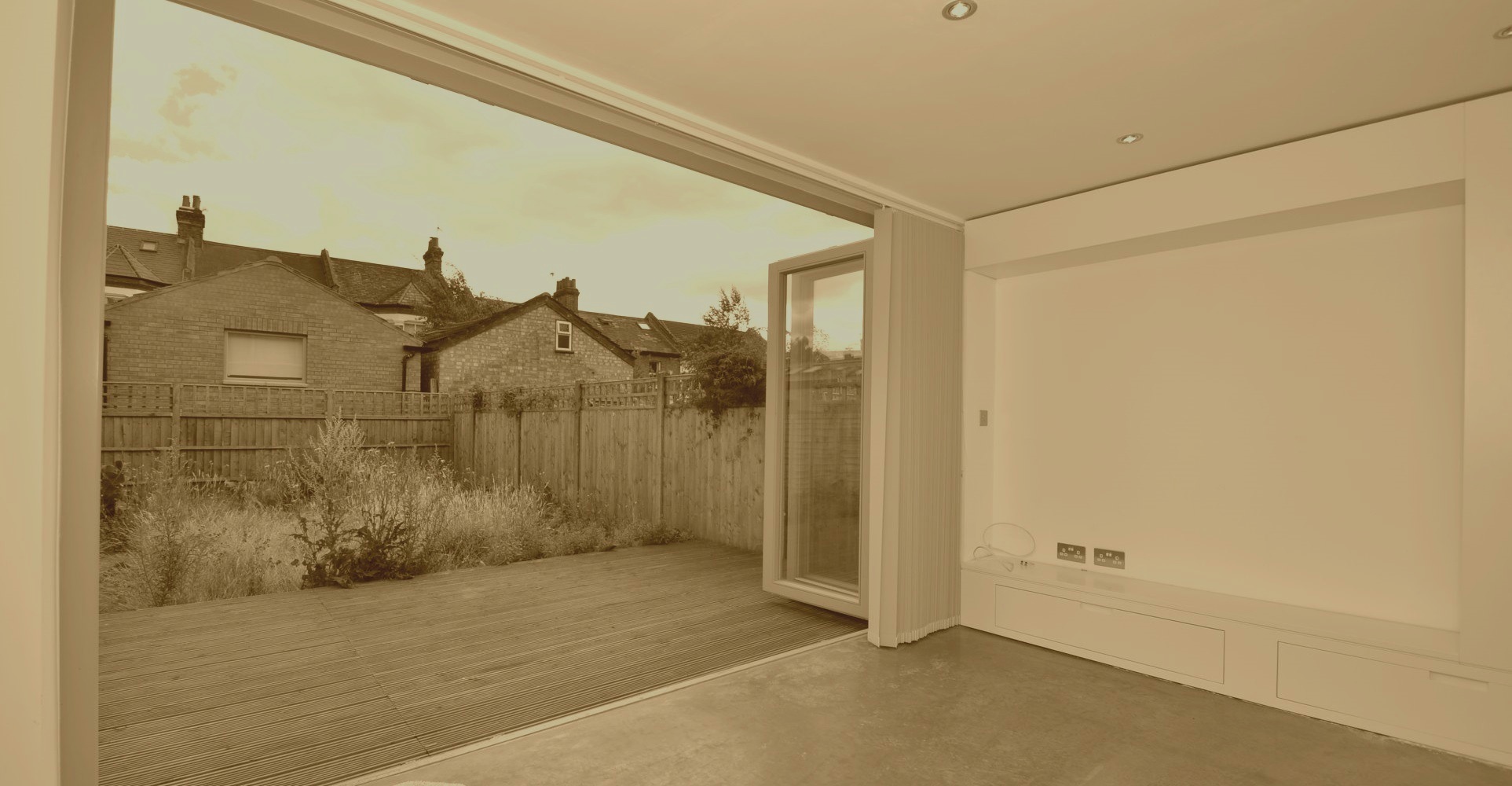 Slider, Glaziers in  Mortlake, SW14
